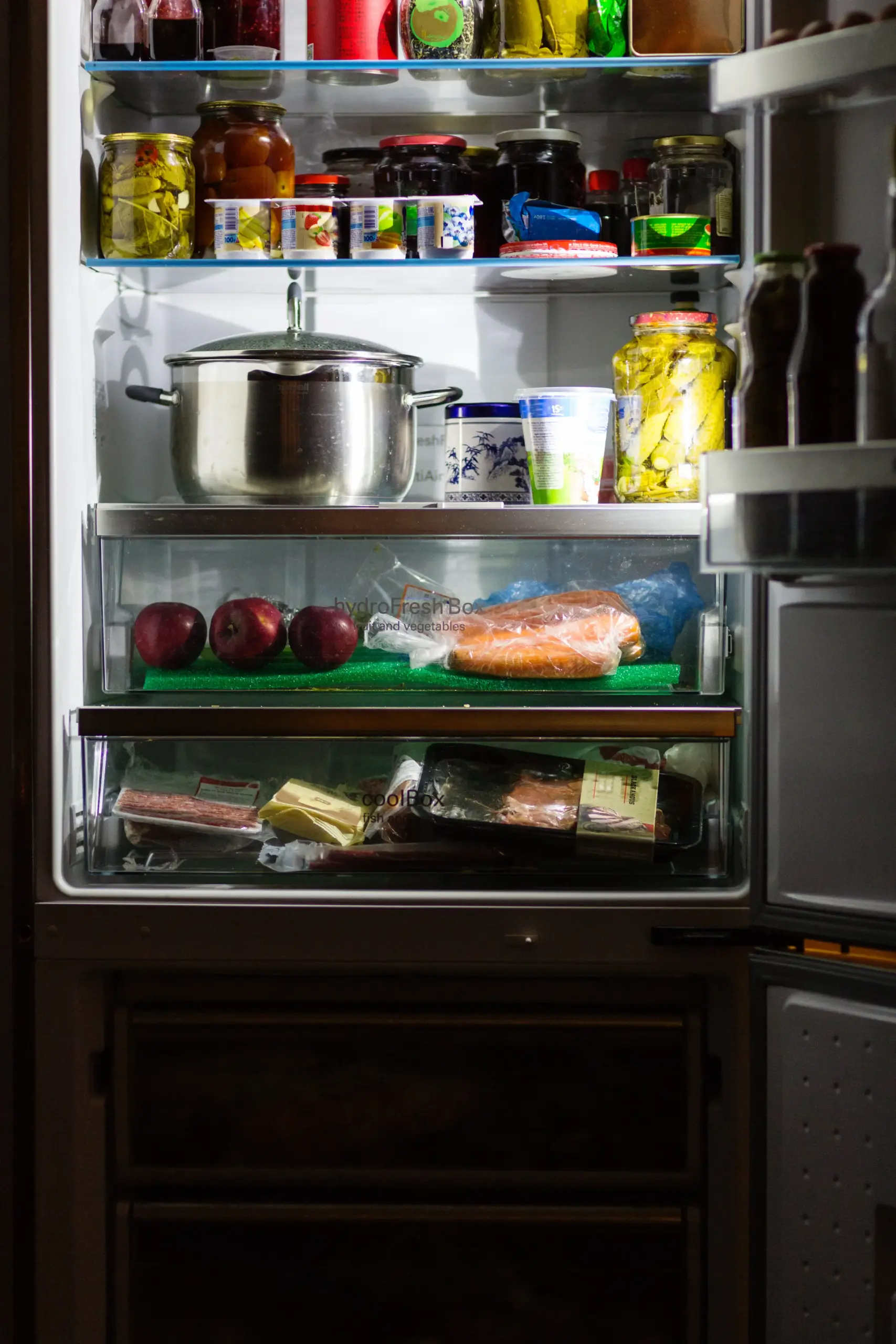 Refrigerator repair in Eastlake Ohio