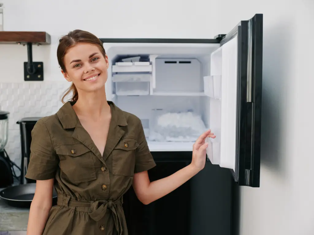 How Often Do Refrigerators Defrost