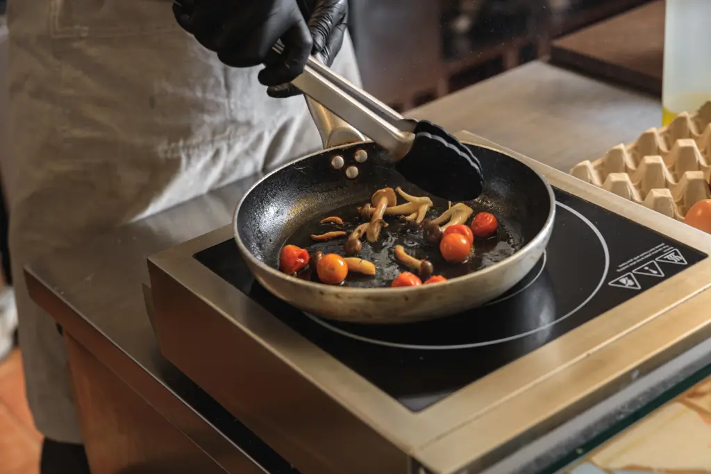 how does induction cooktop work shaker heights ohio